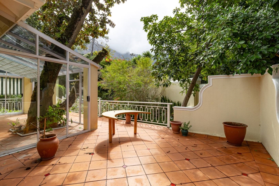 To Let 3 Bedroom Property for Rent in Newlands Western Cape
